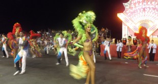 carnaval-de-las-flores